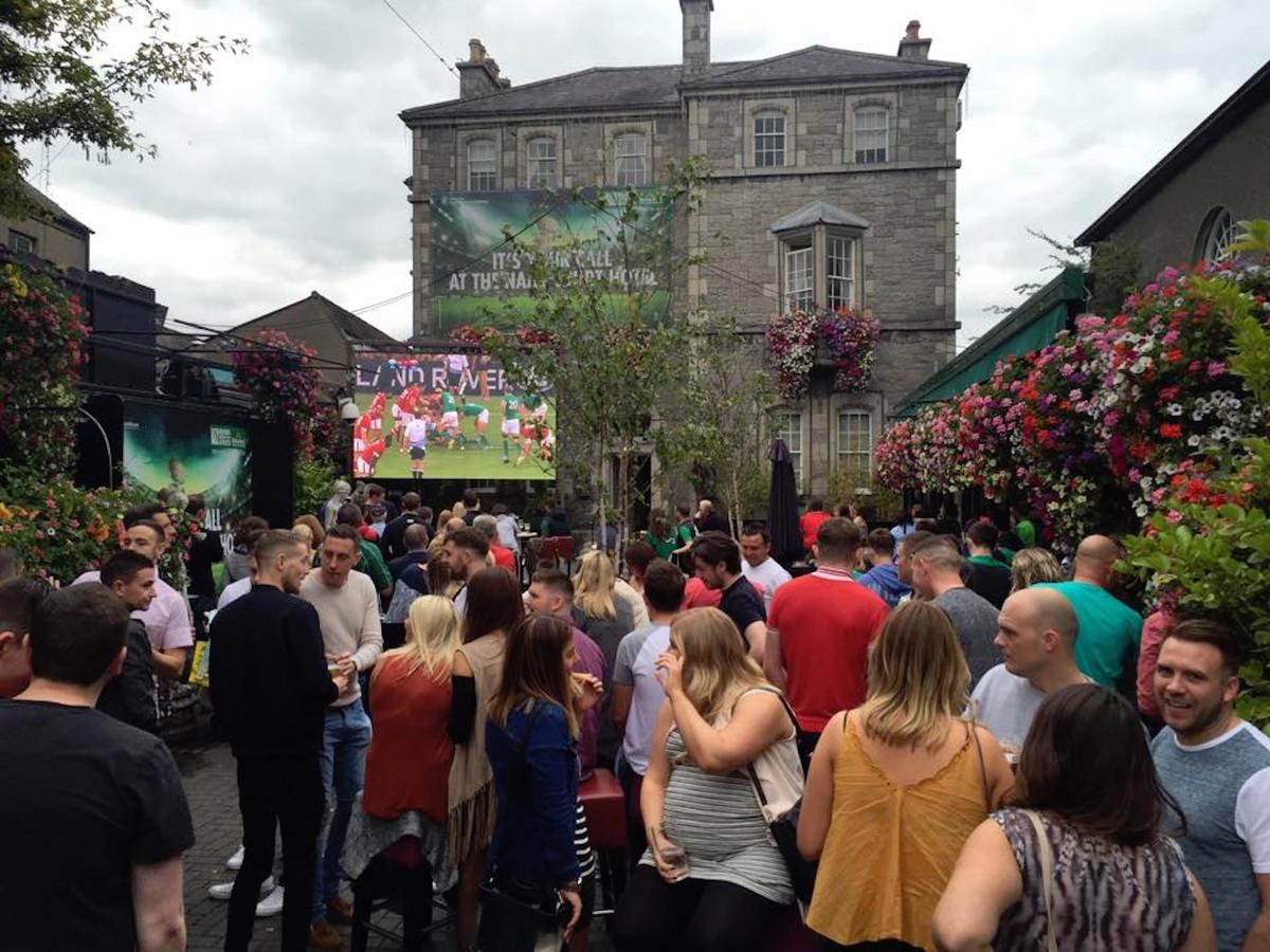 Naas Court Hotel Exterior foto